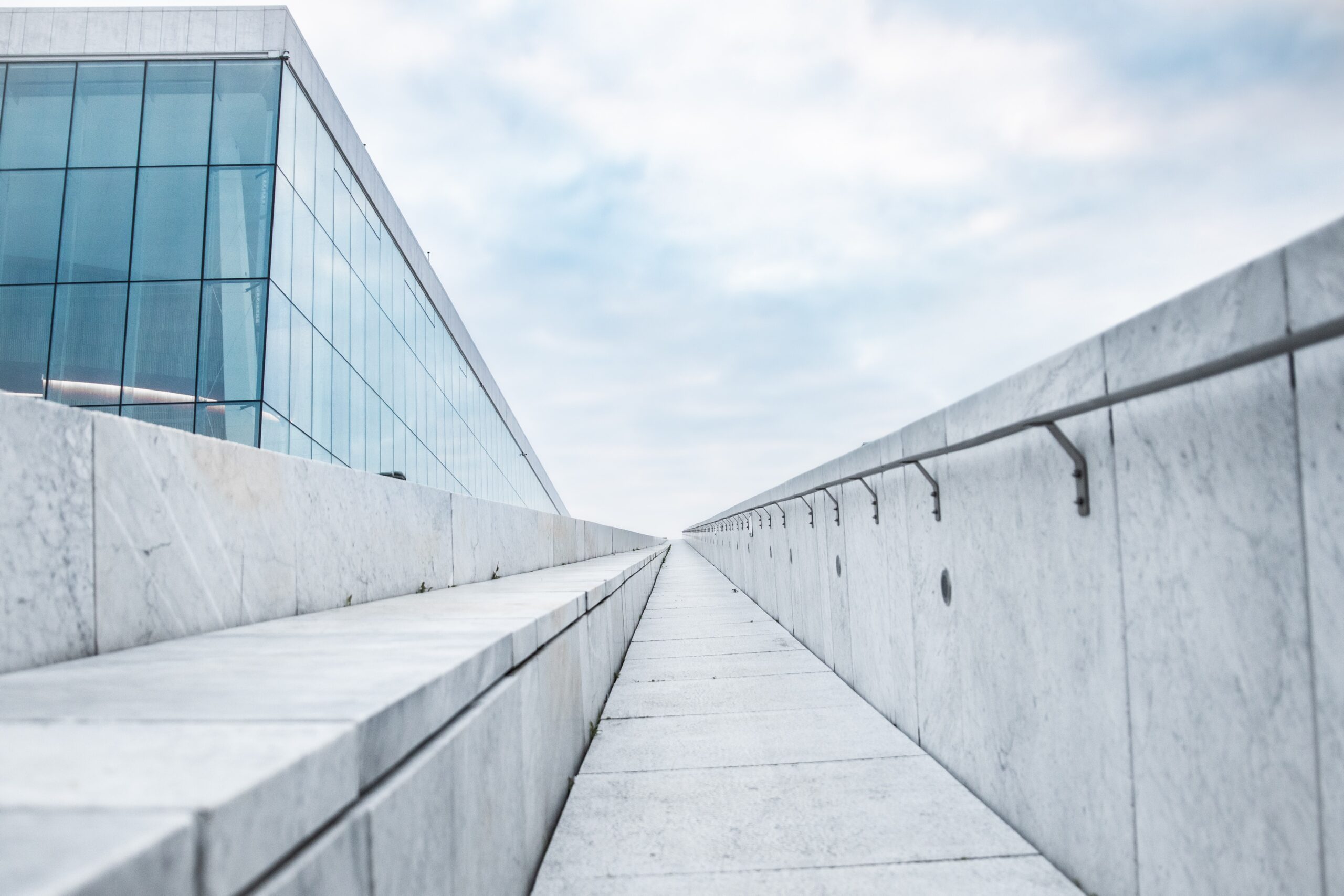 andrea-brataas-5moiTRyoWng-unsplash