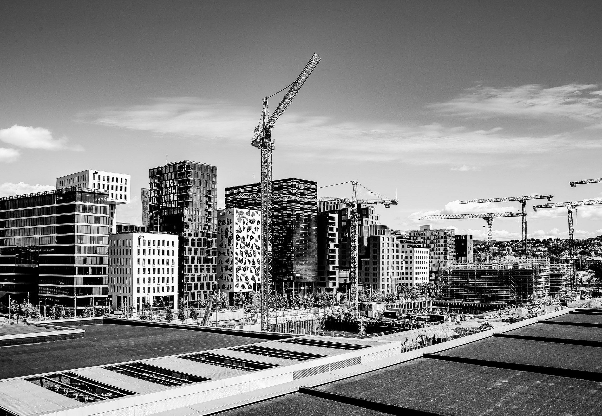 uwe-hensel-44Uz2J7z9Rg-unsplash